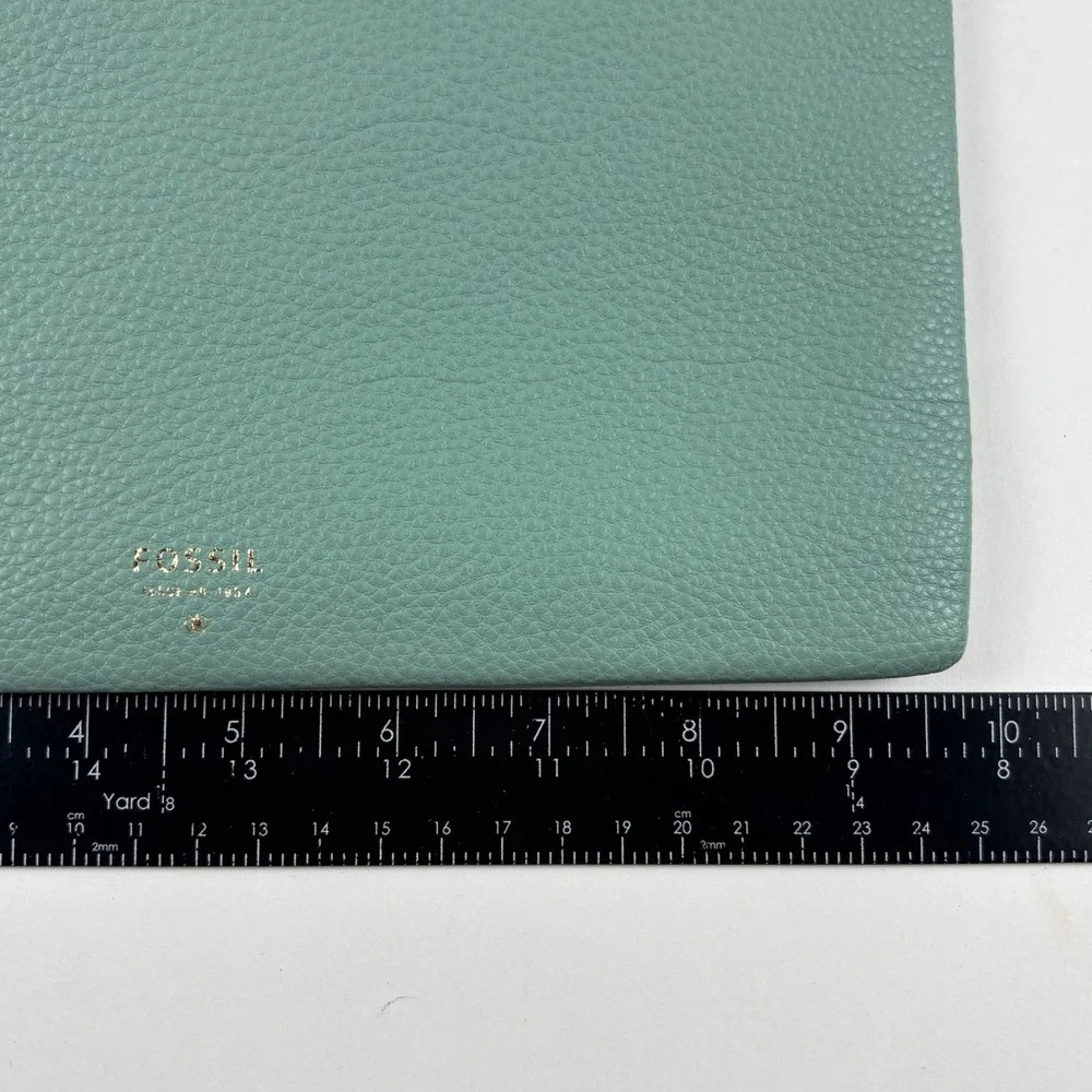 New Fossil Wristlet Clutch Womens Large Sage Green Leather Pouch Zipper Bag